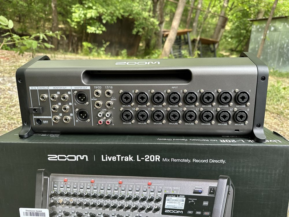 Zoom LiveTrak L-20 Rack