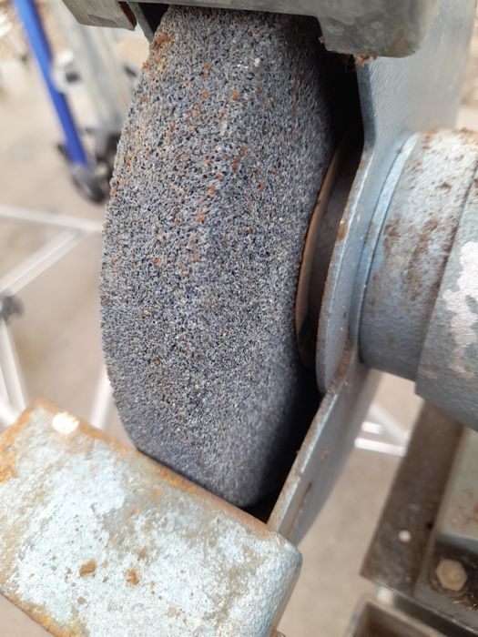 Polizor cu stativ Elektra Beckum K 175 ,330W