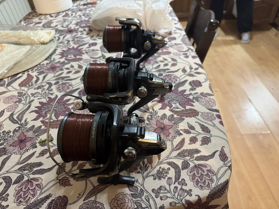 Шаранджийски комплект макари и въдици