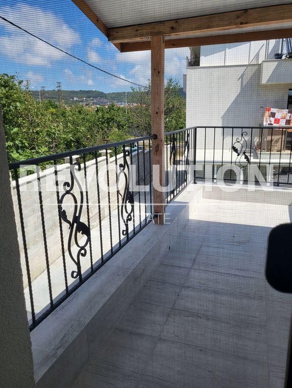 Дава се под наем Къща в Варна, Виница - 170 кв.м за 800 € - Снимка #9