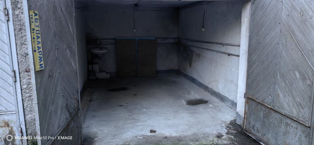 Гараж под наем..