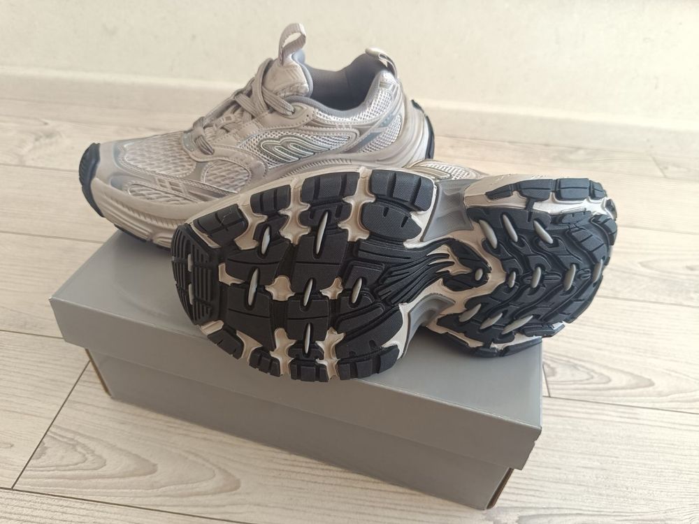 Balenciaga 6xl 2025