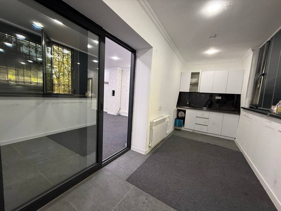 Ц-5 Минор нежилое помещение 86кв.м евро ремонт +паркинг срочно