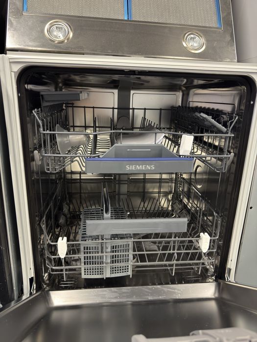!!PROMOTIE!! Masina de spalat vase semi-integrată Siemens SN53ES22AE
