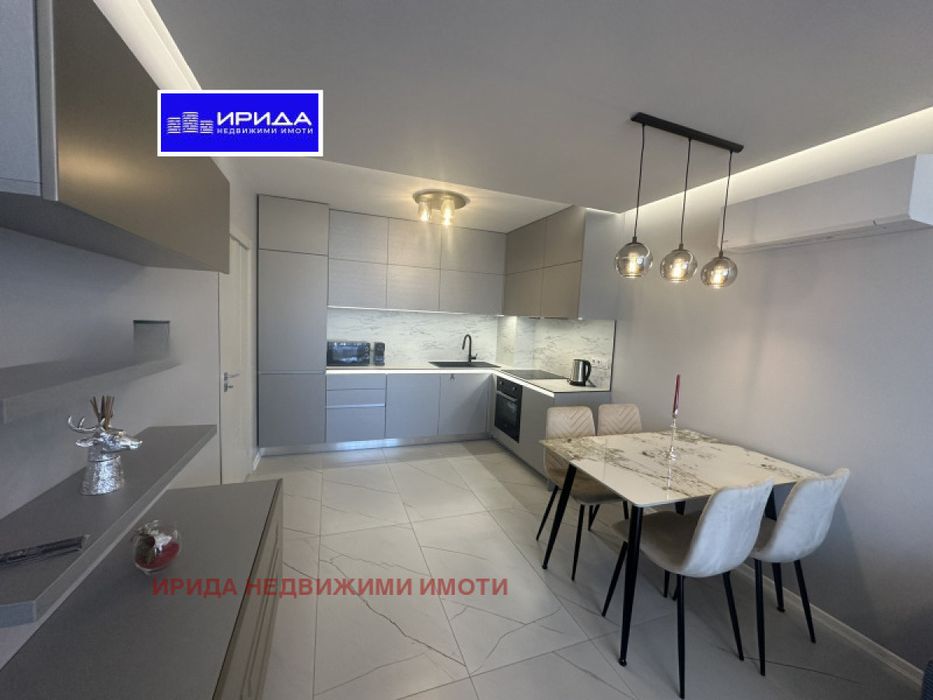 Дава се под наем Двустаен апартамент в София, Център - 56 кв.м за 870 € - Снимка #4