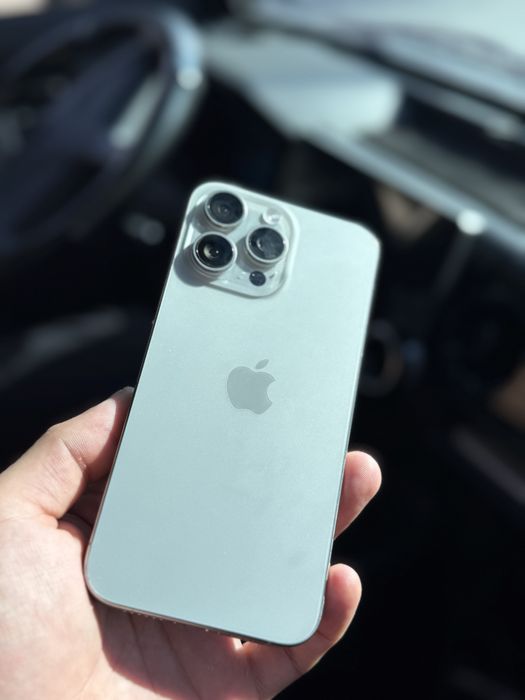 15 Pro Max Desert Titanium