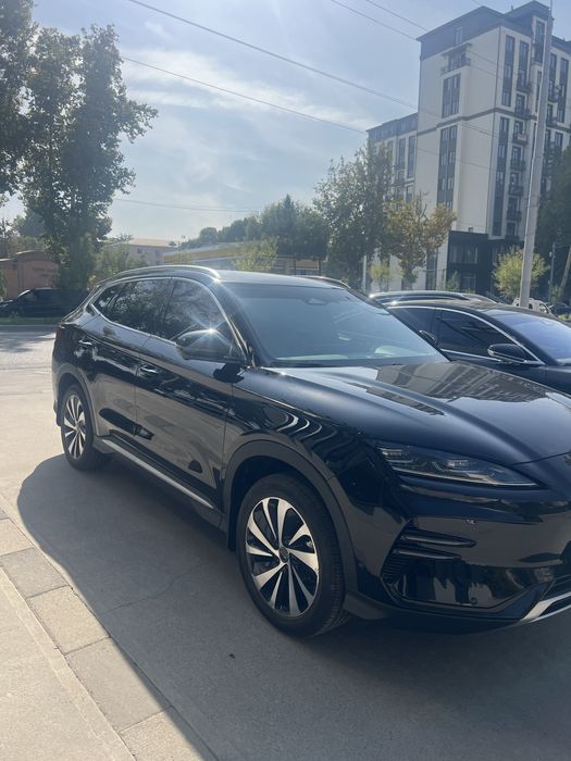 Byd champion 605 km 2023 yil