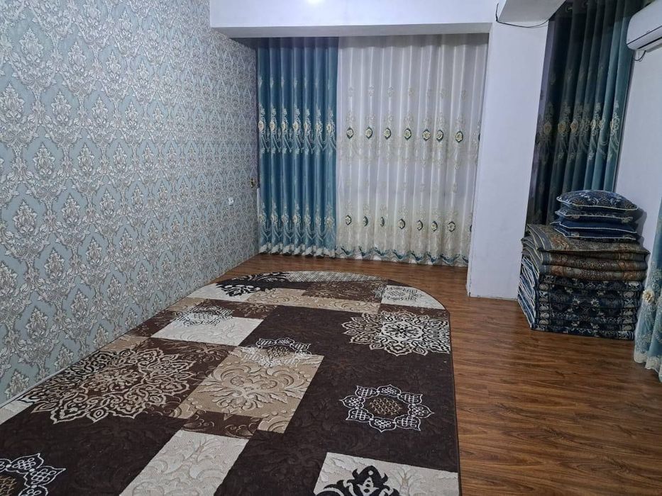 3 xonali kvartira sotiladi