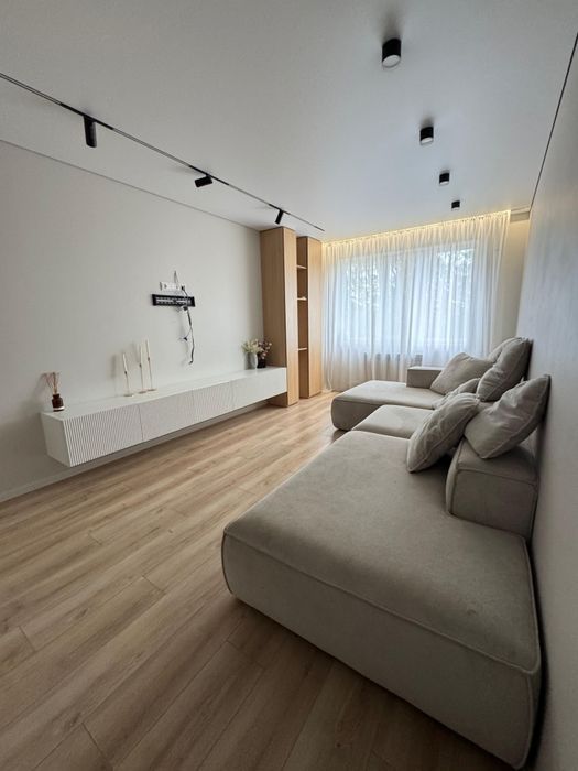 Сдам трёхкомнатную квартиру у/п на 3а мкр , д. 7