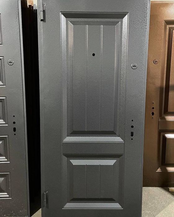 Temir eshiklar. Железная двери