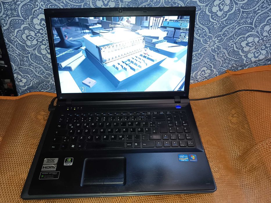 Laptop Terra/Clevo, Core i5, nvidia 630m, 4gb ram, ssd 120gb