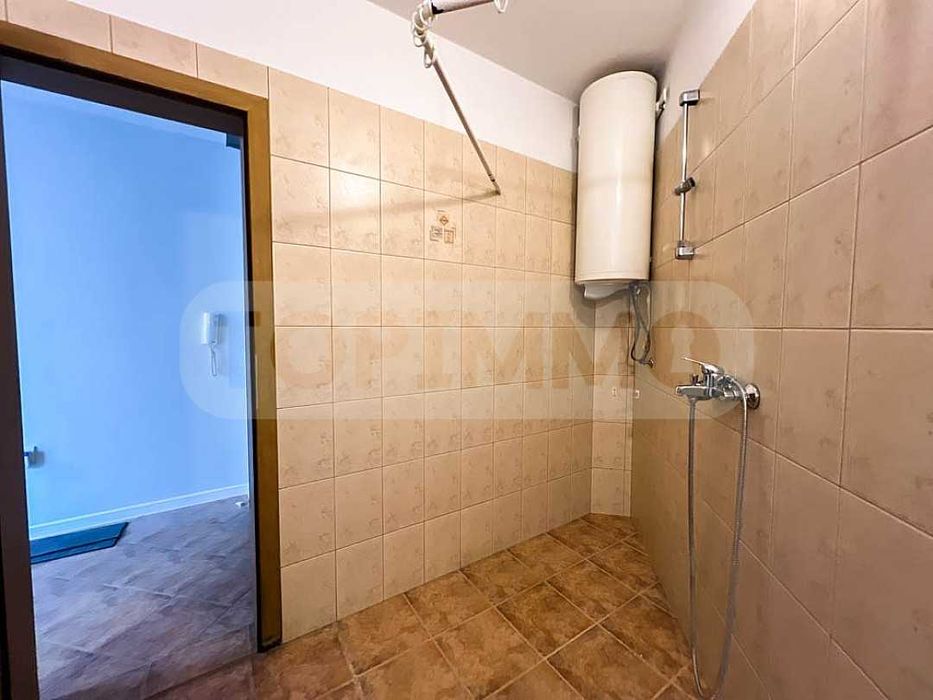 Продава се Двустаен апартамент в Варна, Център - 76 кв.м за 2039 €/кв.м - Снимка #14