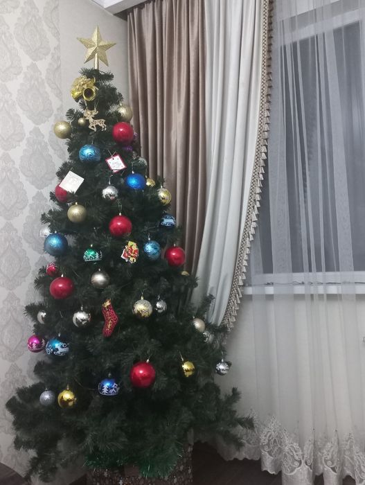 Срочно продам  ёлку