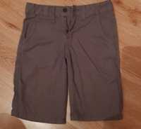 Pantaloni scurți C&A 134 cm culoare gri