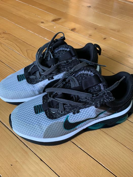 Маратонки използвани в отлично състояние.