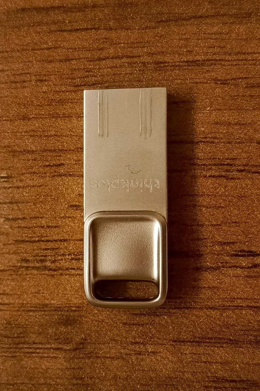 Thinkplus 32gb tezkor fleshka.
