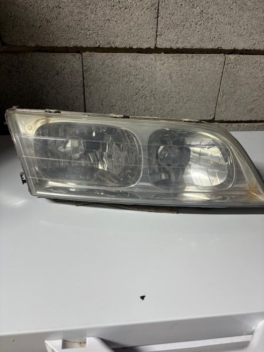 Фары Toyota Mark II