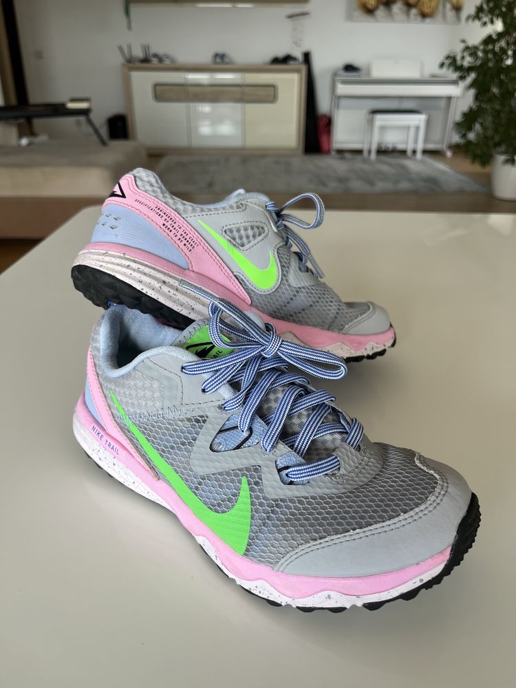 Adidasi Nike Trail, fete, mar 36