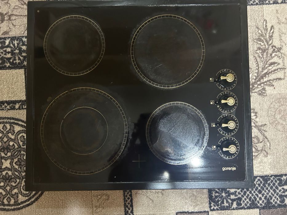 Продам варочную поверхность фирмы Горение