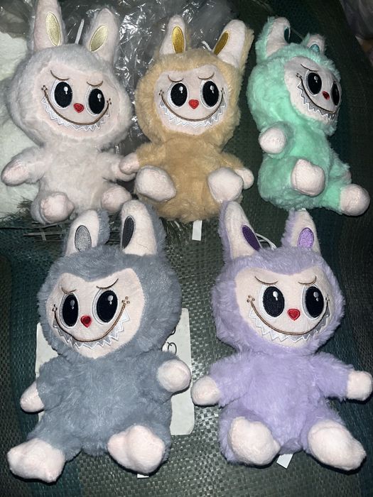 Labubu плюшена играчка 24см