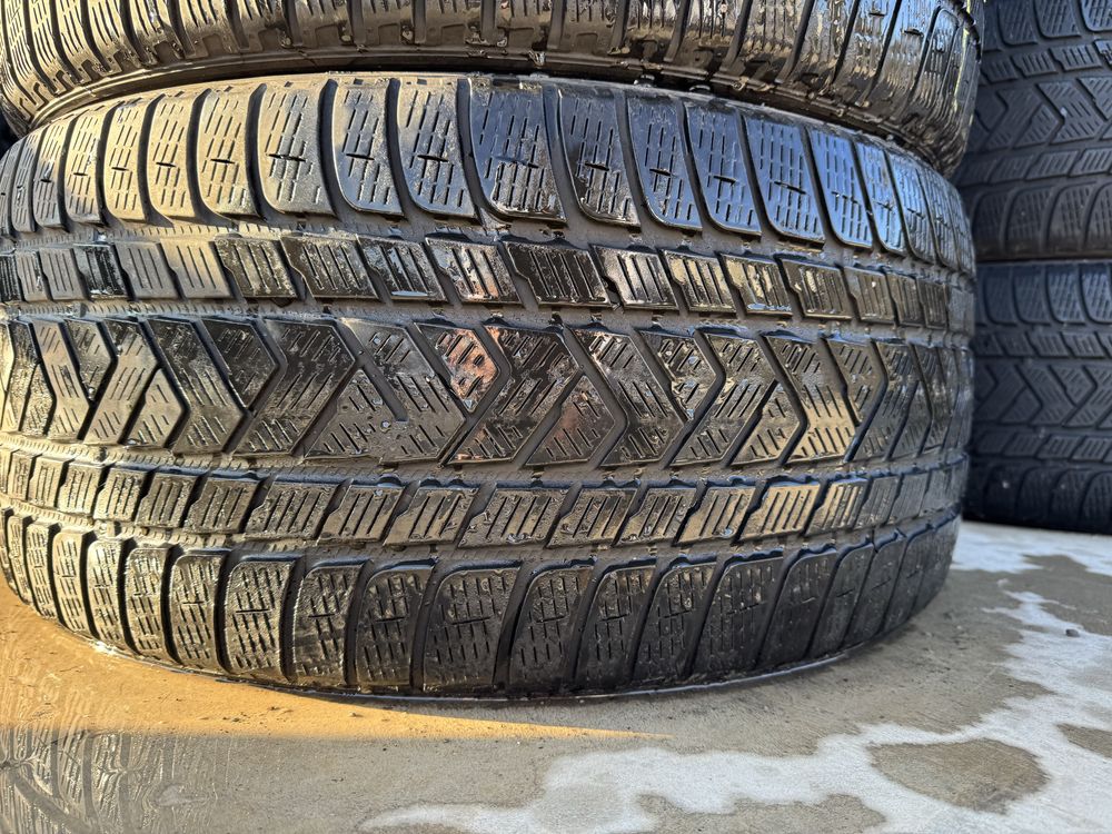 Anvelope 295/35/21 Pirelli