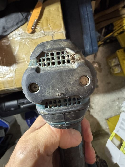 Autofiletanta makita DHP 458 mandrina metalica