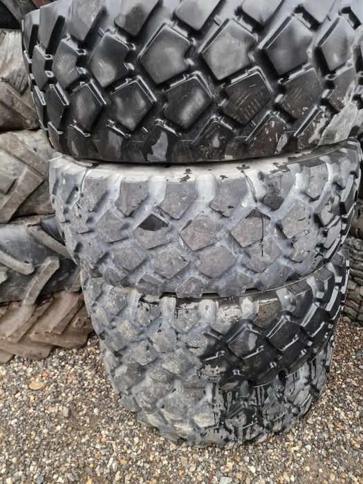 Cauciucuri Sh 365/80R20 (14.5R20) marca Michelin, 10 ply
