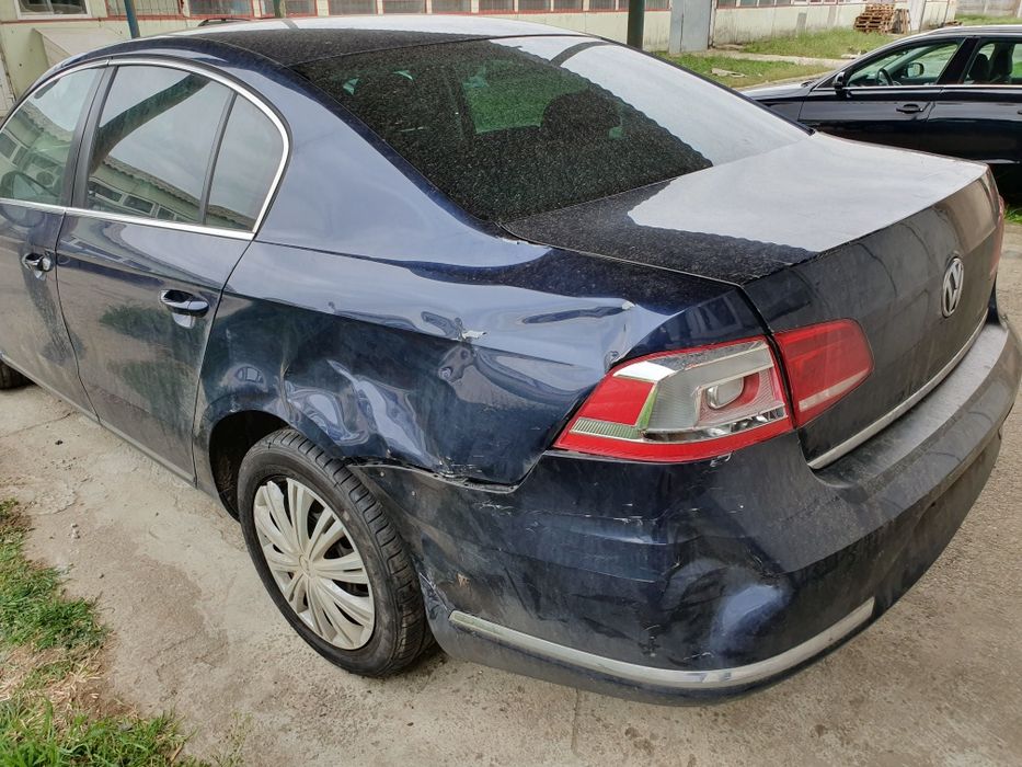 Dezmembrez vând piese Vw Passat B7  , CAY , LH5X , MYP