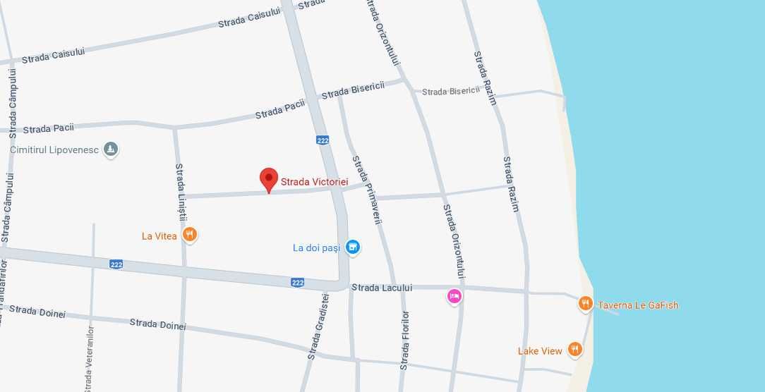De vânzare teren intravilan cu construcții — Sarichioi, jud. Tulcea
