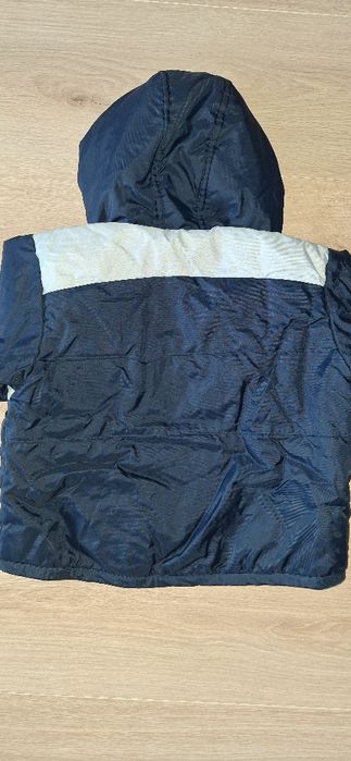 Adidas детско яке 12-18 месеца.