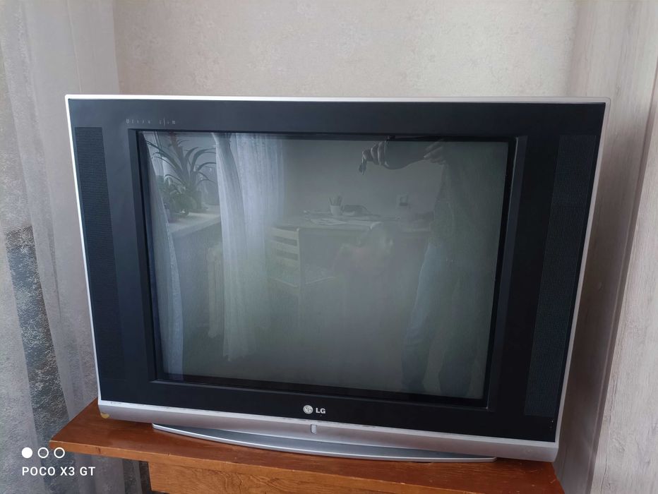 Телевизор LG ultra slim