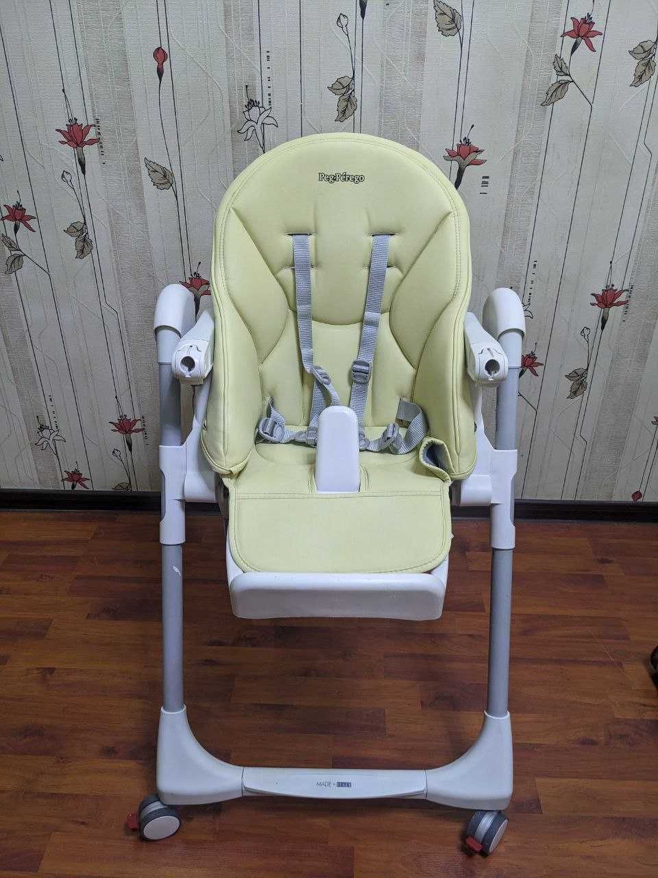 Стульчик для кормления. Италия. Peg Perego Prima Pappa Follow Me