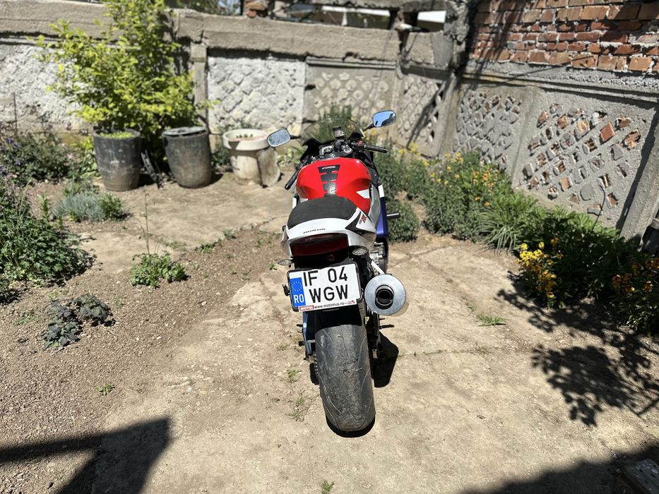 De vânzare: Honda CBR900RR – 51.000 km