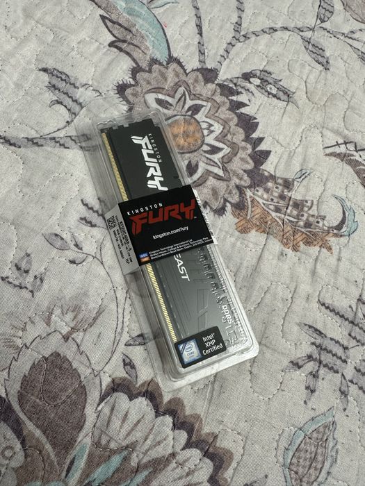 Оперативная память Kingston Fury Beast DDR5 8GB 5200MHz