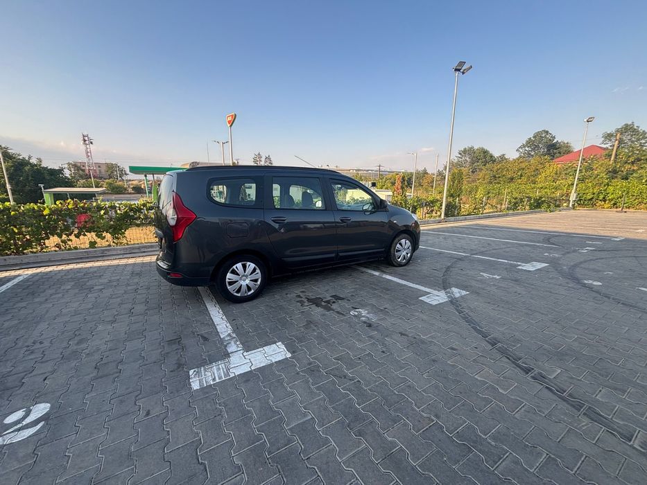 Dacia Lodgy 2013