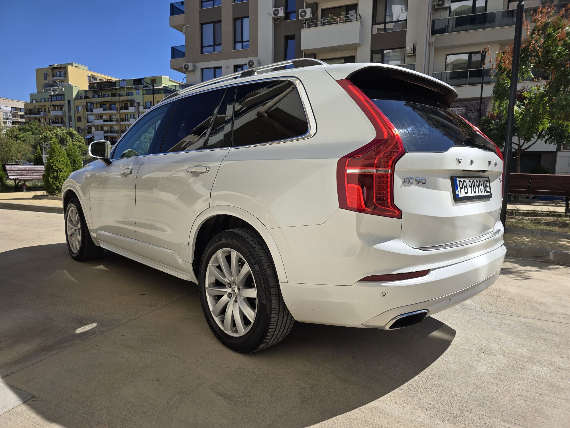 Volvo     XC    90