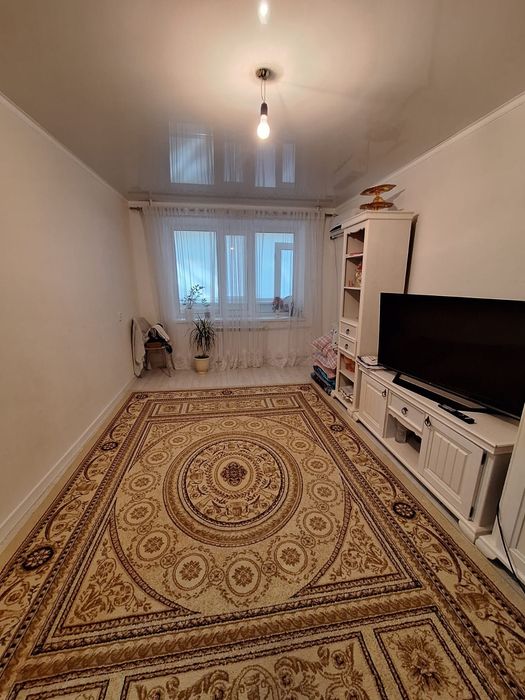 Продаётся 2 комн на Строителе 18млн