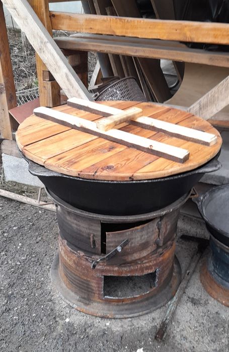 Продам Казан в отличном состоянии