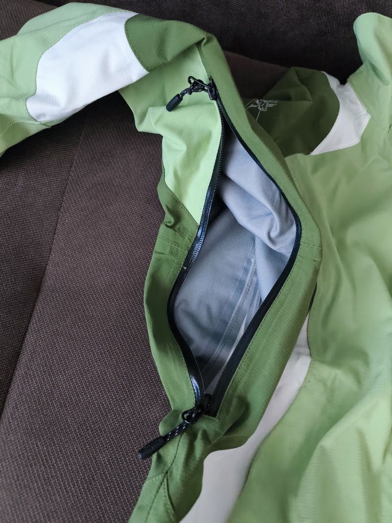 Geaca Bergans of Norway Dermizax L transport gratuit