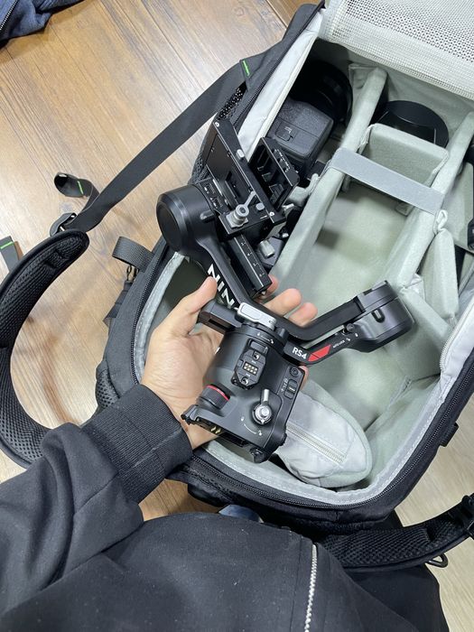 Sony FX30 + Ronin + 18-10mm obektiv + 2 ta batareyka - yangi holatda!