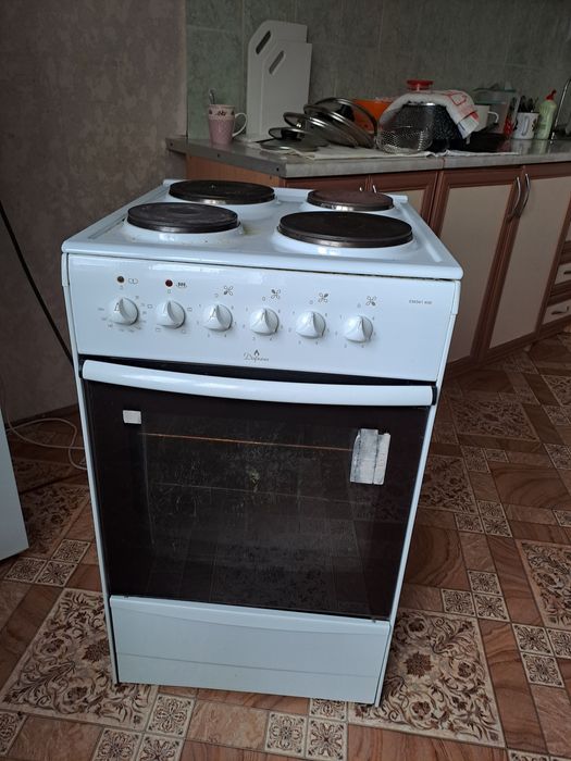 Продается электрическая плита