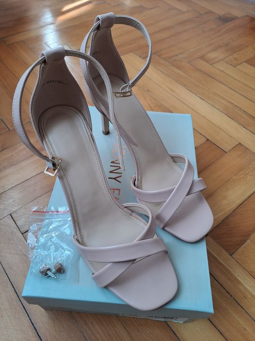 Sandale elegante