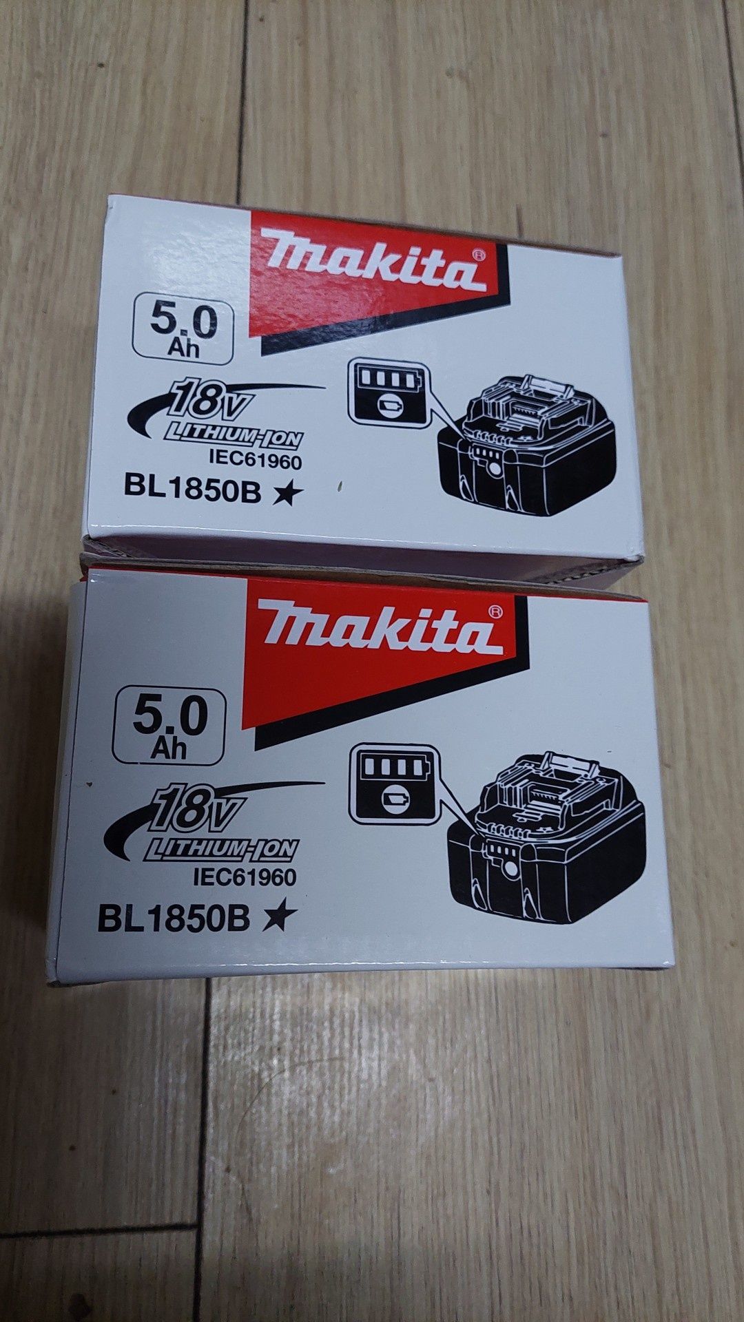 Acumulatori  semiprofesionali  ptr scule makita 18 V, 6A și 5 Ah noi l
