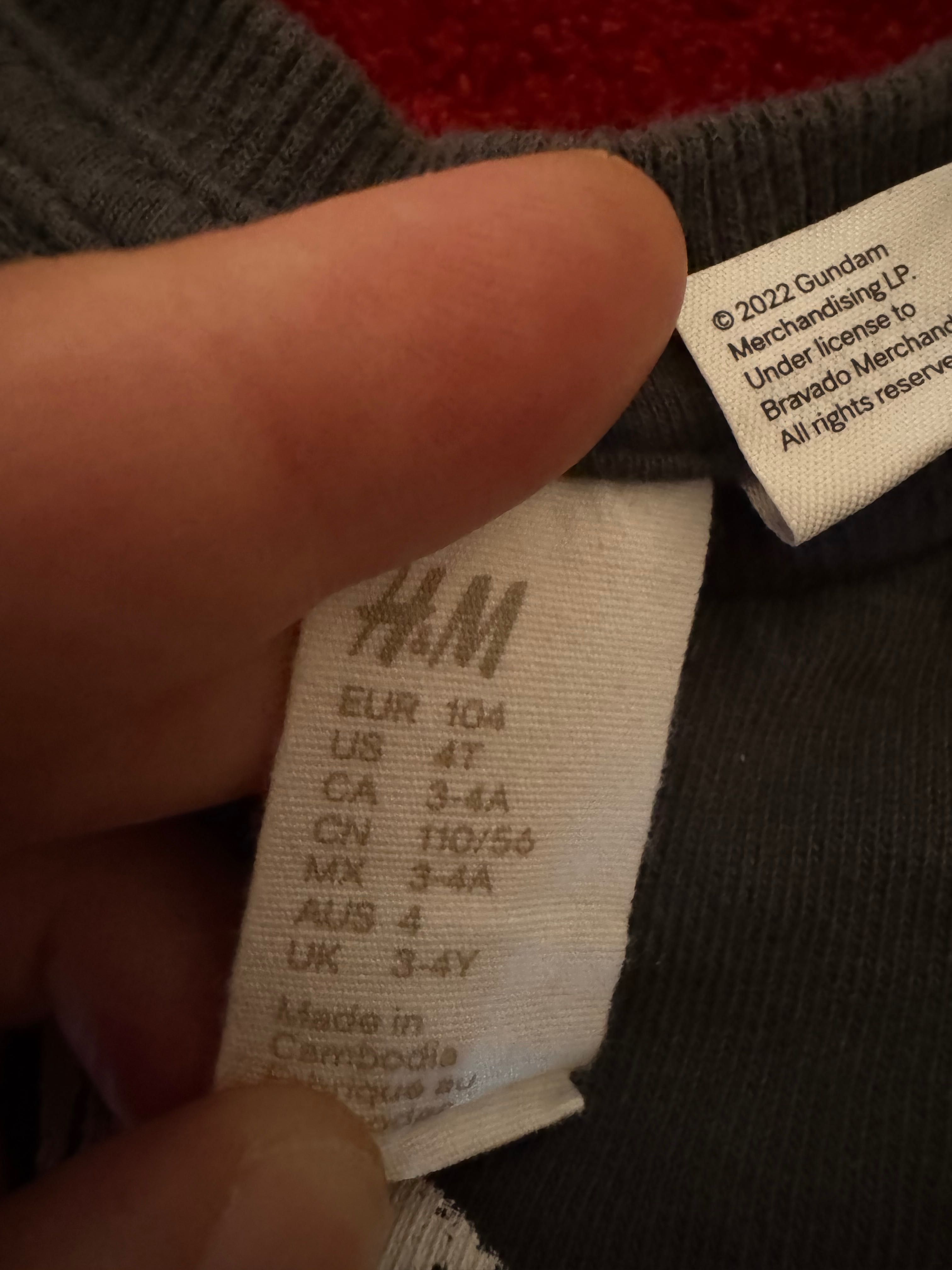 H&M Guns and Roses блуза за 3-4 години