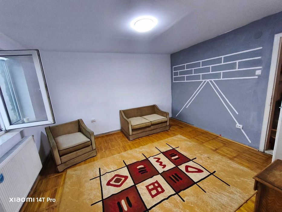 Se vinde apartament 3 camere
