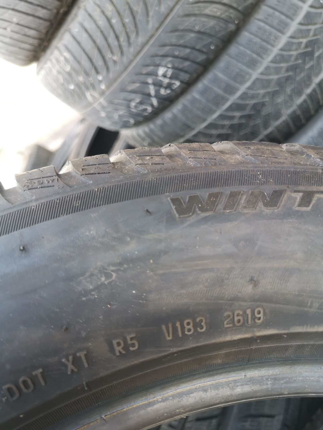 Anvelope, cauciucuri iarnă runflat Pirelli 225 60 18