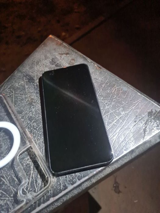 Samsung s22 в хорошем состоянии