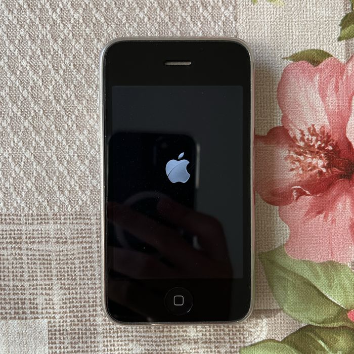 Apple iPhone 3G 16GB [A1241]