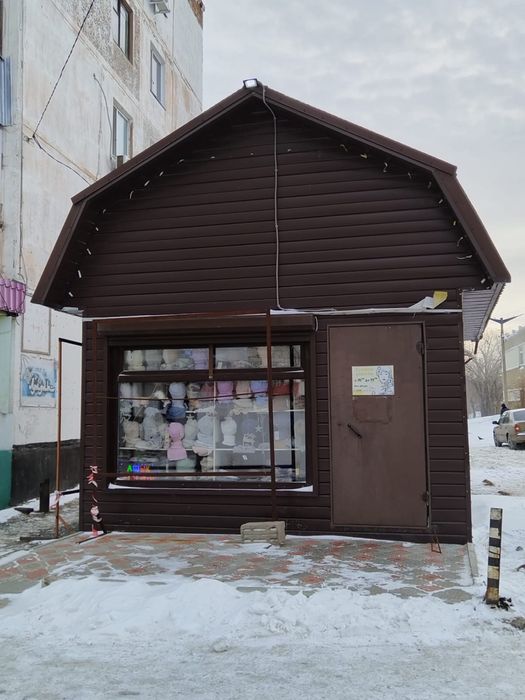 Продам (СДАМ В АРЕНДУ )Павильен с земельным участком