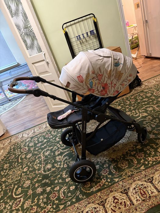 Продам прогулочную коляску Kindercraft